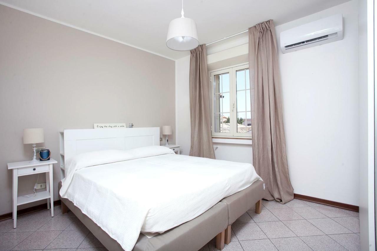 La Casa Di Mattia Apartment พูลา ภายนอก รูปภาพ